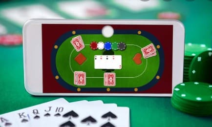 What is the best thing about playing online poker?